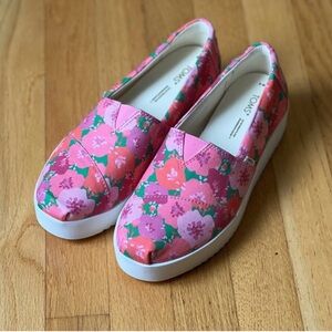 TOMS Women's size 8 Alpargata Midform slip-on like new condition